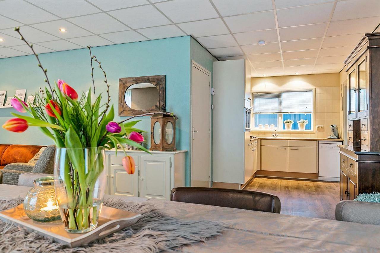 Sfeervol 6 Persoons Appartement - Van Alle Gemakken Voorzien! Bakkeveen Esterno foto
